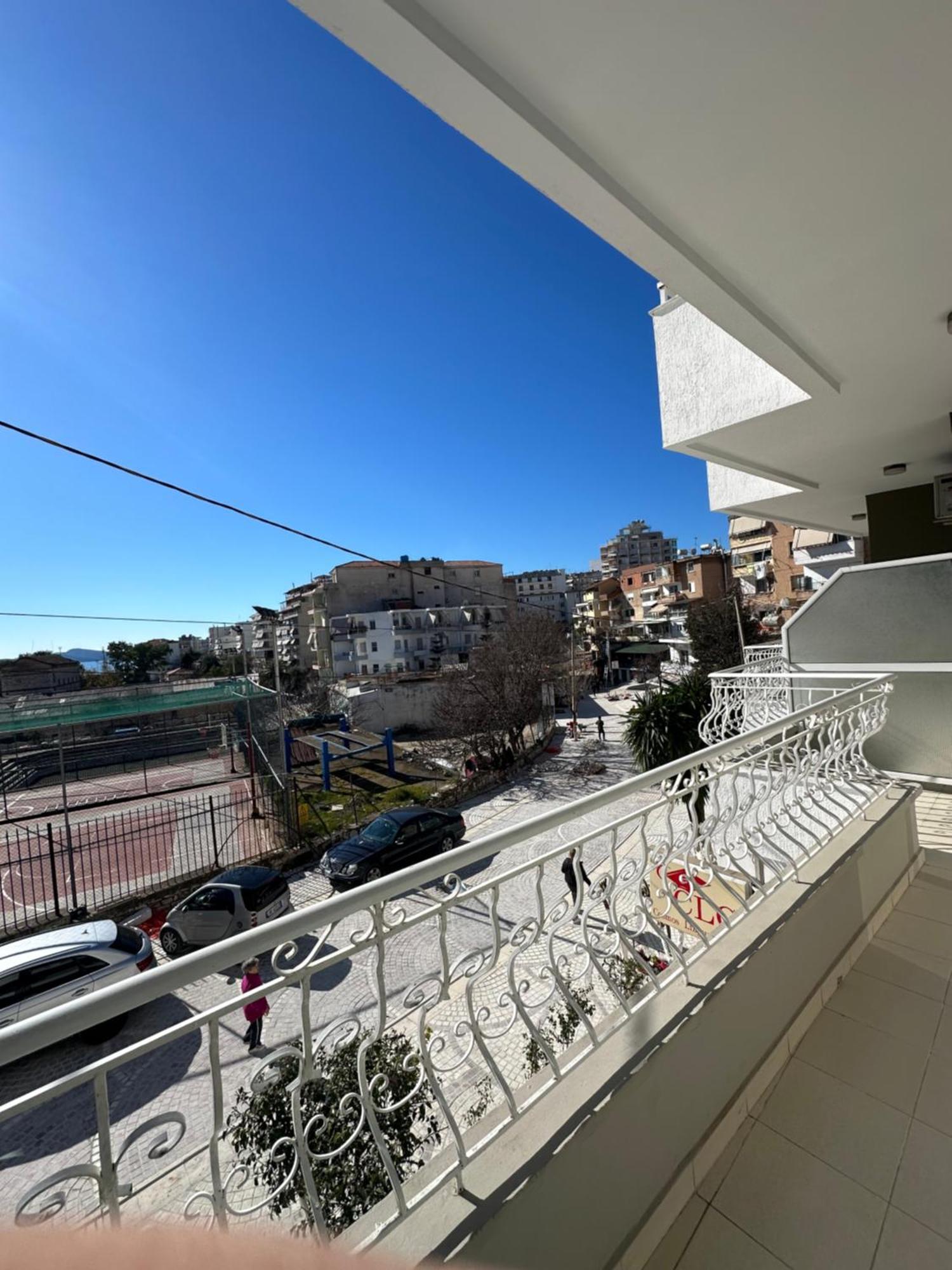 Olivias Apartments City Center Sarandë Esterno foto